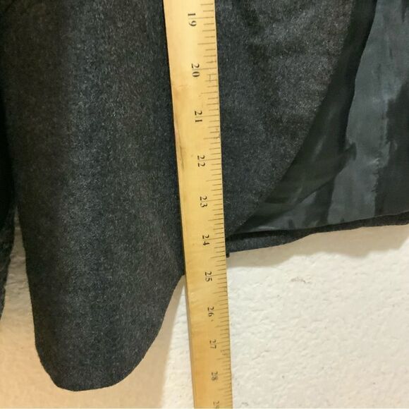 Louis Feraud dark grey wool blazer lace detail jacket fully lined 2 pocket sz 10 - Picture 4 of 8
